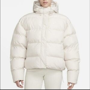 Nike Women's Metro Puffer Therma-fit Jacket XL